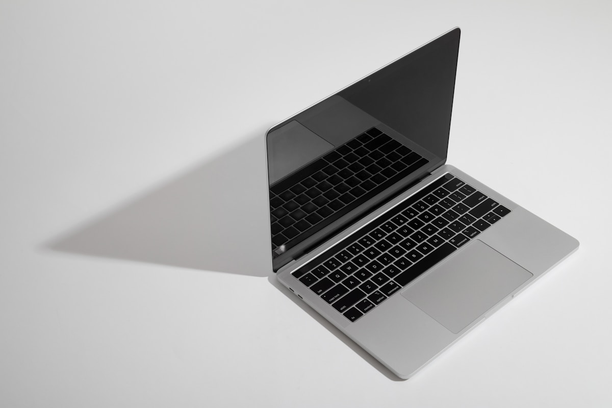 proteccion MIE Apple chip M5 memoria integridad seguridad