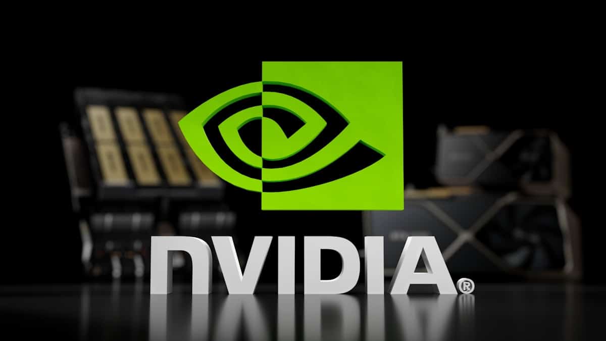 Logo de Nvidia en exhibición, crisis RTX 50 Super